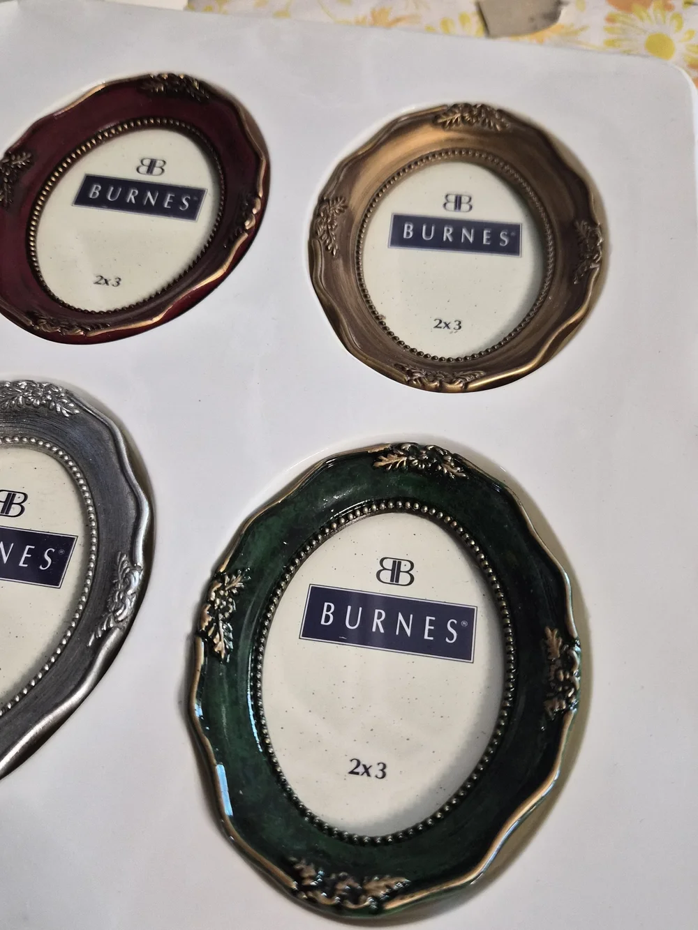 2x3 Oval Metal Photo Frame Set - Mixed Metallic Colors